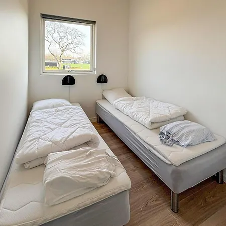 2 Bedroom Awesome In Lejlighed