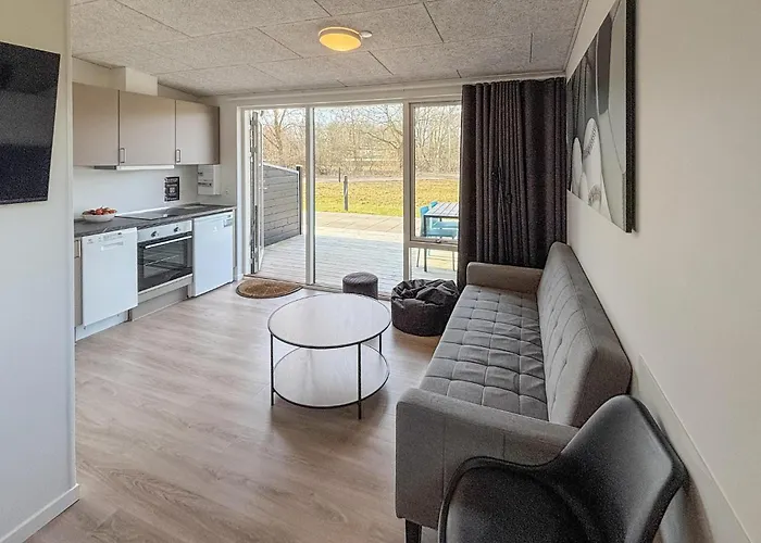 2 Bedroom Awesome In *