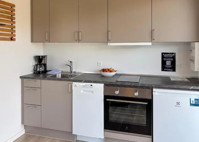 2 Bedroom Awesome In 아파트