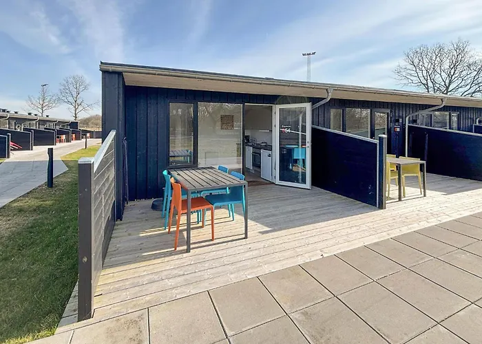 شقة 2 Bedroom Awesome In *